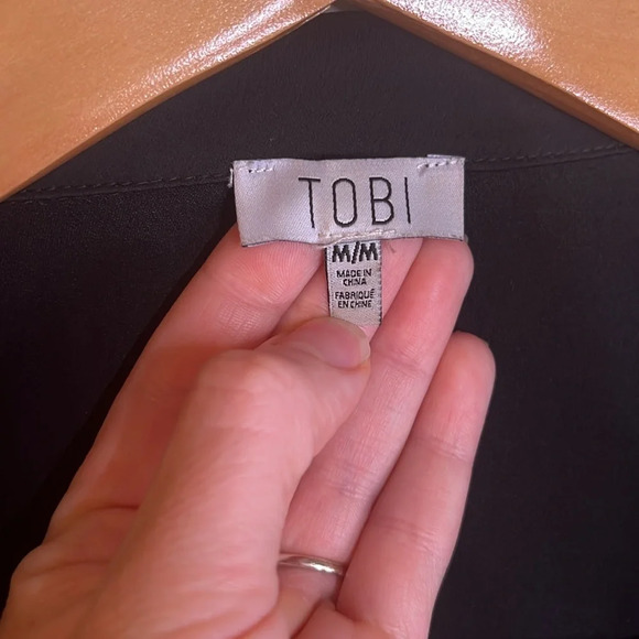 Tobi Black Every Time Tie Front Long Sleeve Crop Top, Women’s Size Medium - Picture 5 of 8
